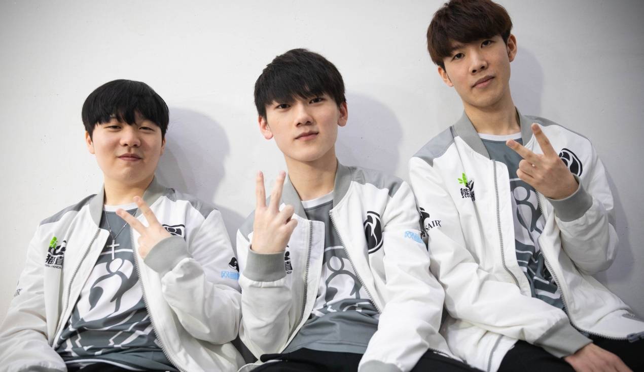 监狱日常 监狱日常