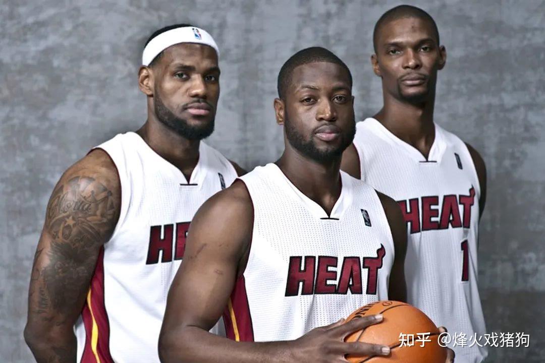 起由守转攻 起由守转攻